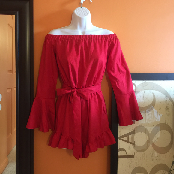 Yoins Dresses & Skirts - Yoins fun red ruffly off-should romper w/ belt New